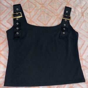 Black cropped tank
